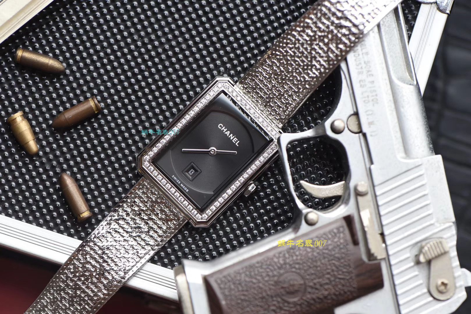 【复刻手表哪家好】香奈儿BOY · FRIEND系列BOY∙FRIEND TWEED女士腕表TWEED斜纹软呢钢带多面可选 / X51