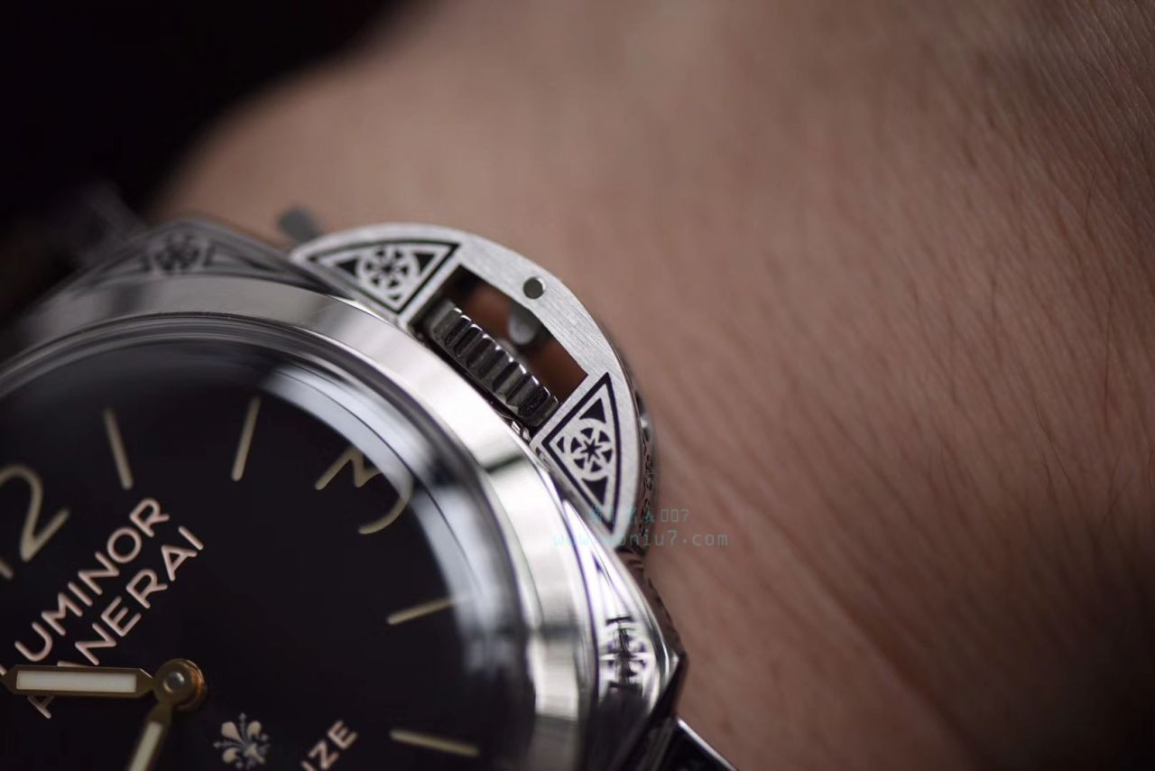 【视频评测V9厂Panerai复刻高仿手表】沛纳海LUMINOR系列 PAM00972 Firenze腕表 / V9PAM00972