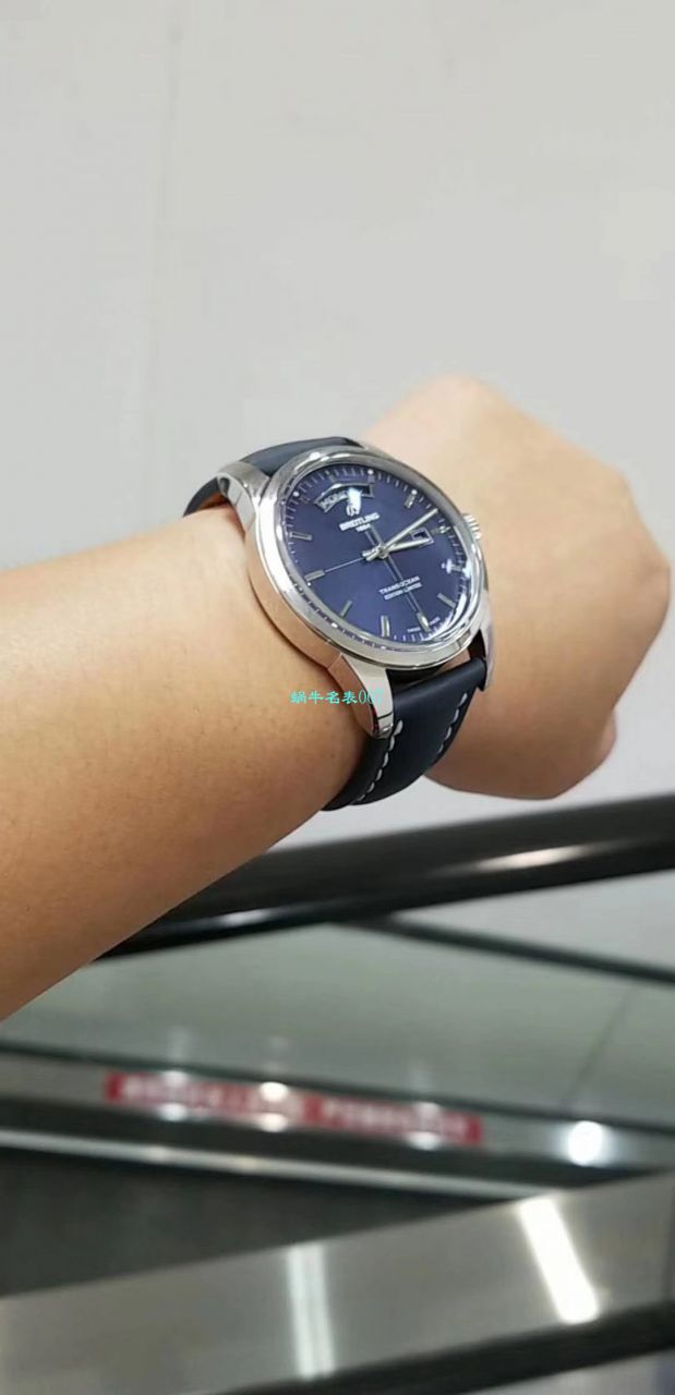 【视频评测复刻表和正品表的区别】V7出品百年灵越洋系列星期日历款超级副本 / BL100