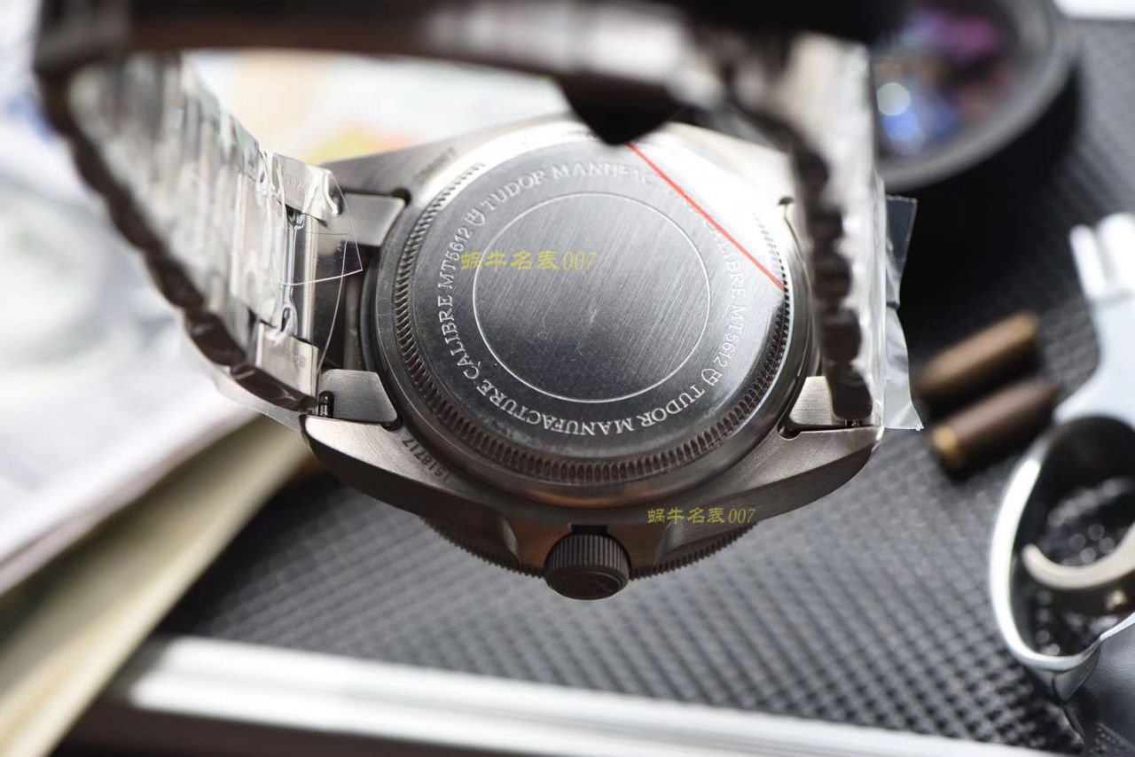 【独家视频测评】XF厂1:1超A高仿手表帝舵PELAGOS 25600TB蓝钛土豆蓝战斧 / DTbb017A