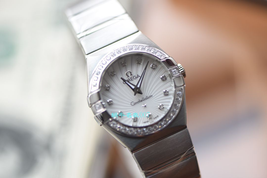 视频评测SSS厂欧米茄星座复刻高仿131.25.28.60.55.001女腕表 / M600