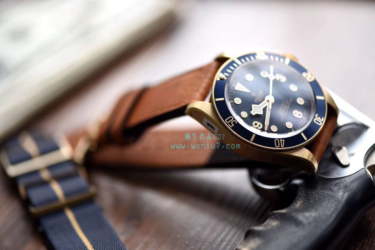【视频评测XF厂Tudor复刻高仿表蓝铜花升级版】帝舵启承系列宝齐莱蓝面特别版腕表(蓝铜花) / DT060