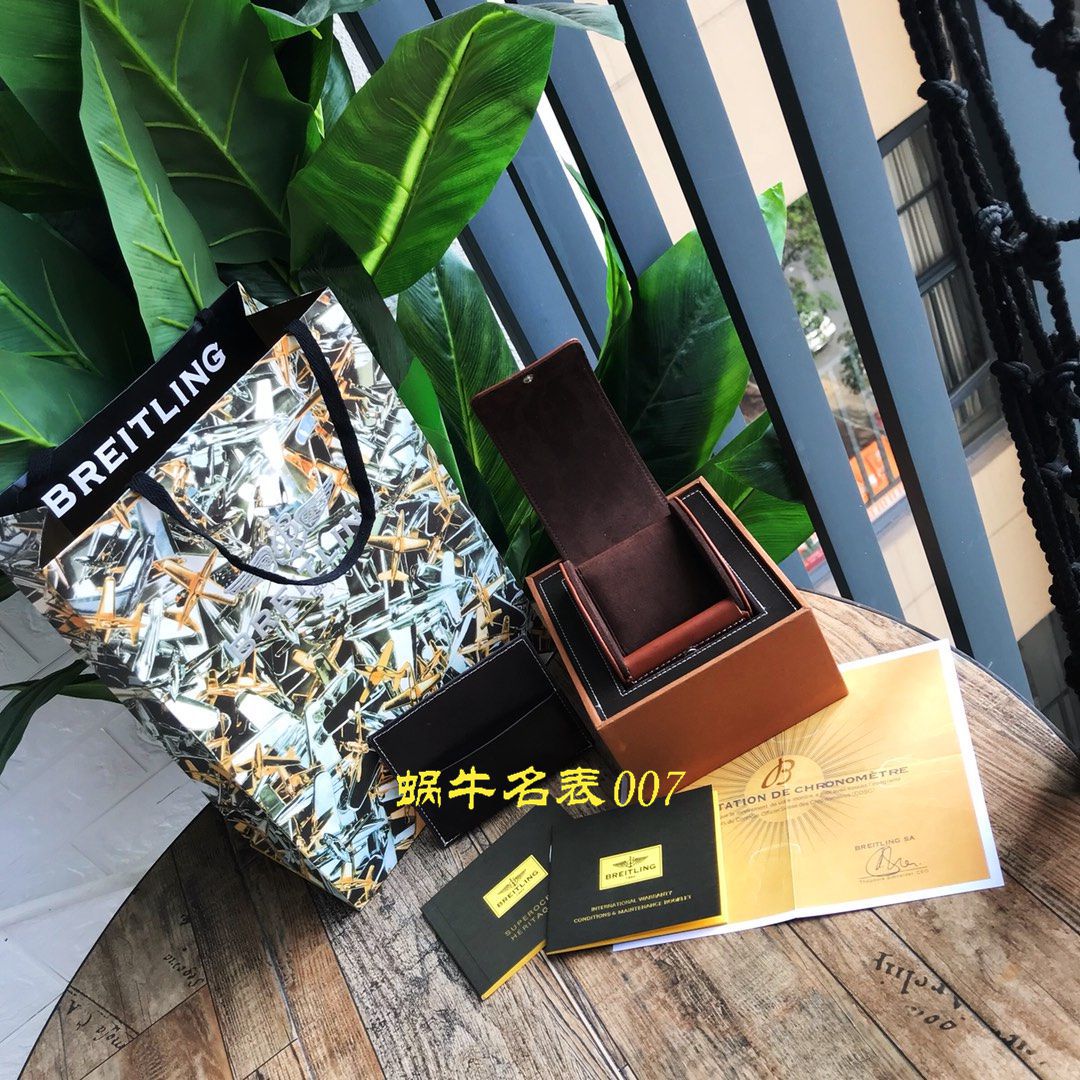 【渠道原单】百年灵航空计时1系列A17325241B1A1、A17325241B1P1腕表 / BL111