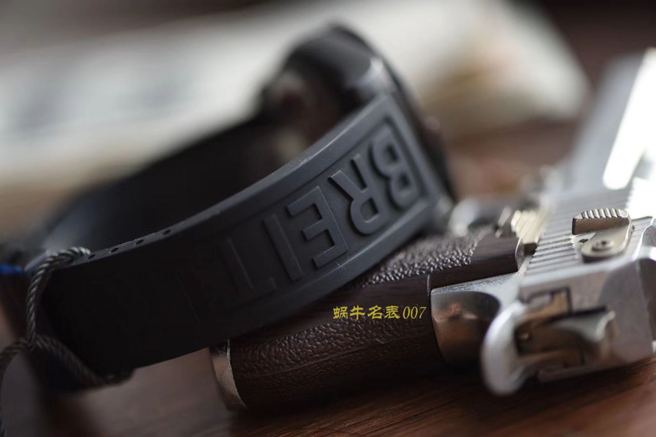 【GF厂Breitling大黄蜂复刻高仿手表】百年灵机械计时系列MB0111C3|I531|262S|M20DSA.2腕表 / BL112