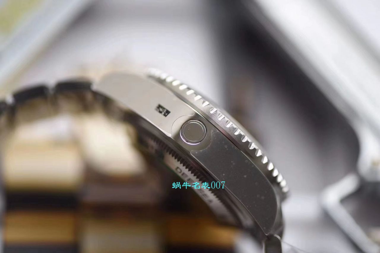 【AR厂复刻超级904L精钢渐变蓝鬼王手表】劳力士海使型复刻高仿116660-98210 蓝盘腕表 / R381