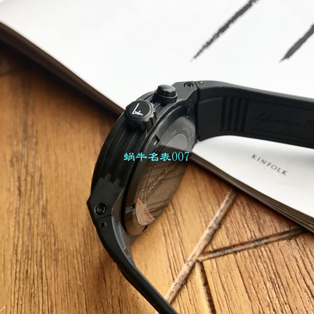 【渠道原单】菲拉格慕Ferragamo F-80系列碳素纤维男士腕表 / FEL011