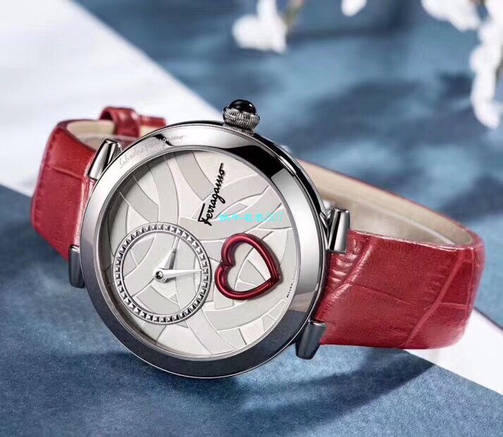 【渠道原单迪丽热巴同款系列】 菲拉格慕Ferragamo-Cuore Ferragamo系列-FE298 0016石英女表 / FEL012