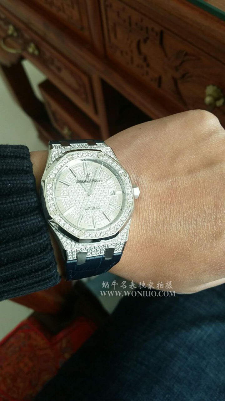 【视频评测JF厂Audemars Piguet复刻高仿手表】爱彼皇家橡树系列15402OR.ZZ.D003CR.01腕表 / AP179