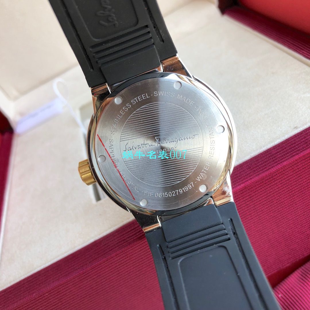 【渠道原单】菲拉格慕最新款计时石英男表这款类似AP的表壳设计 / FEL013