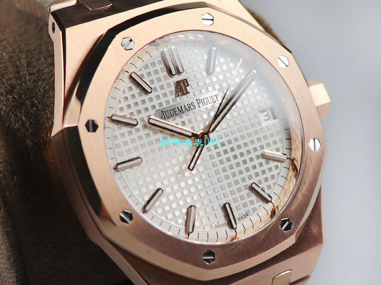【OM厂Audemars Piguet复刻高仿表】爱彼皇家橡树系列15500OR.OO.1220OR.01，15500OR.OO.D002CR.01腕表 / AP181