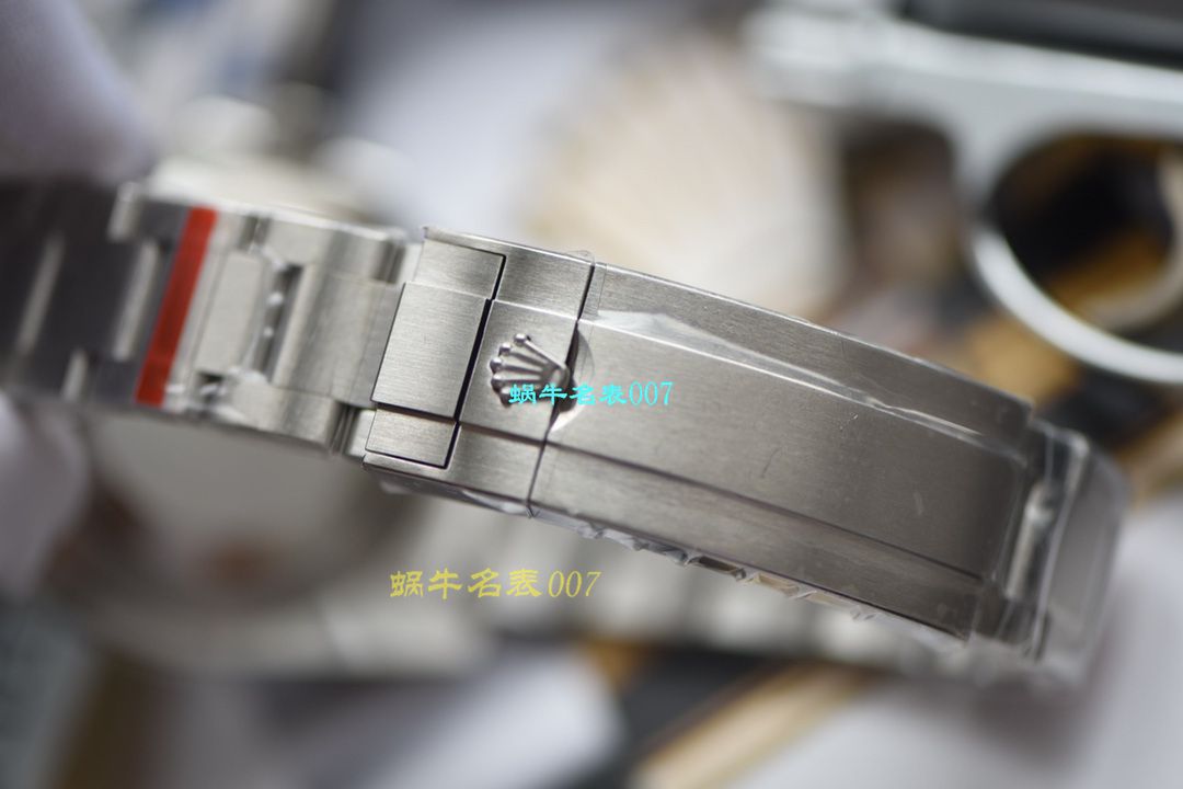 【视频评测N厂绿水鬼黑水鬼V10升​级版本手表】劳力士潜航者型高仿116610LV-97200，116610LN-97200黑绿水鬼腕表 / R390