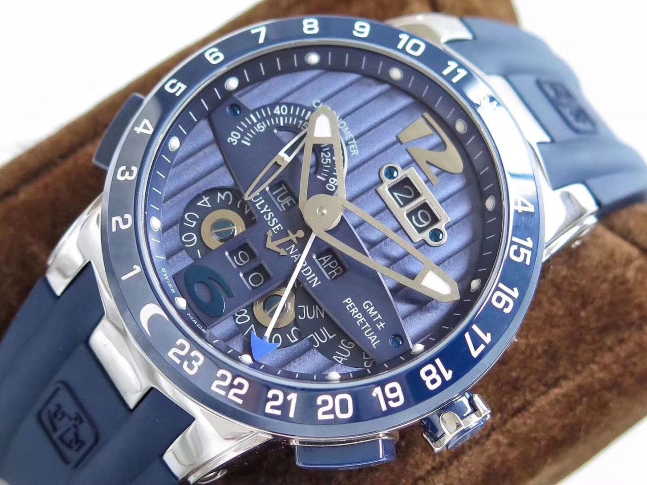 【视频评测TWA工厂Ulysse Nardin复刻高仿表】雅典表复杂功能系列320-00/BQ腕表 / YD016