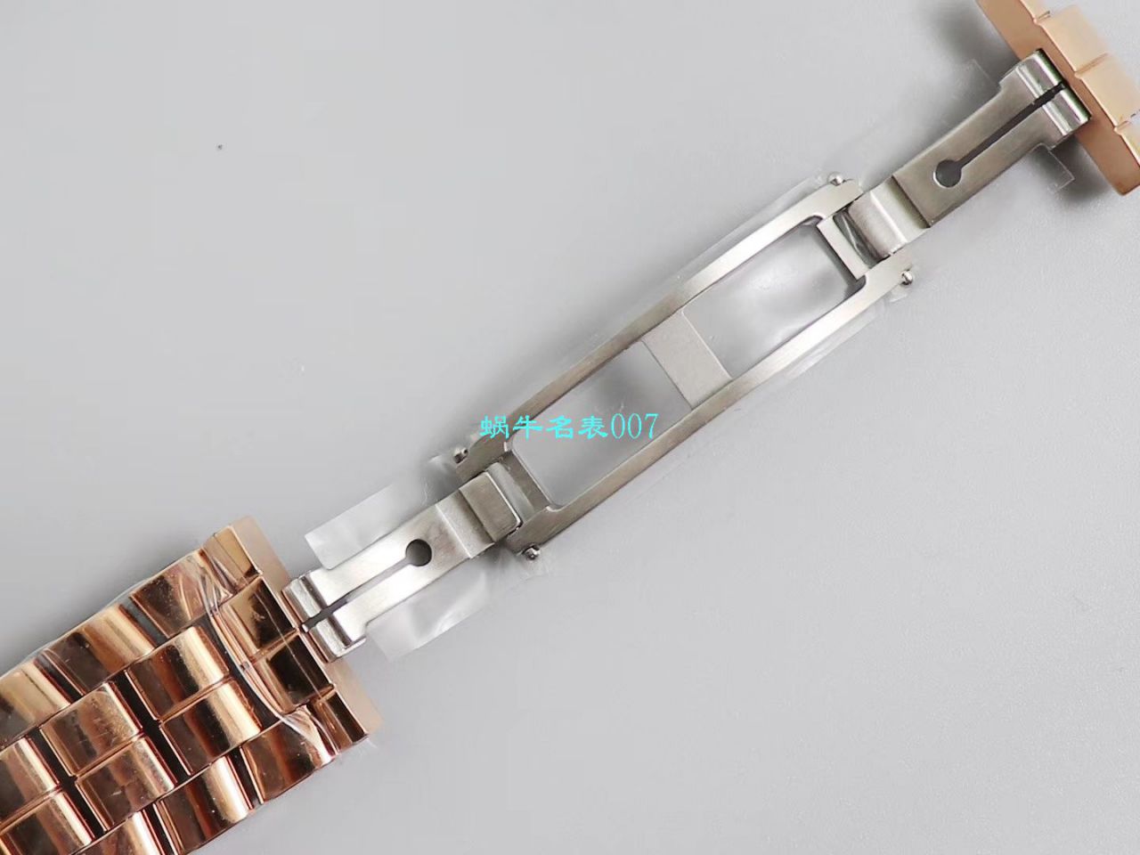 【YF厂顶级复刻高仿女表】萧邦HAPPY DIAMONDS系列277472-5002,278559-6002,278582-3002腕表 / XB051