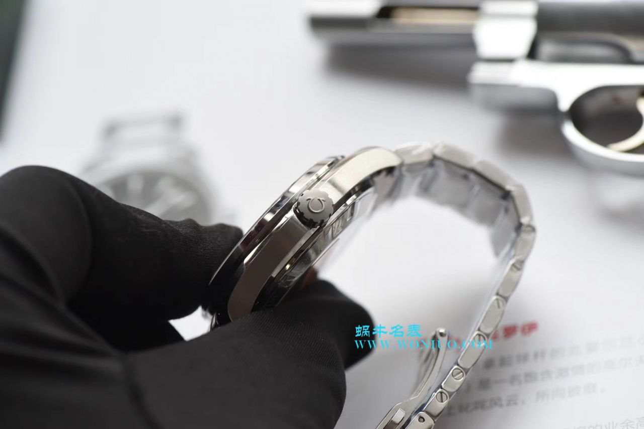 【视频评测VS厂OMEGA海马150】欧米茄海马复刻高仿231.10.42.21.01.004腕表 / M632