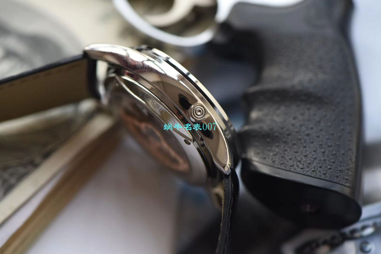 V9厂积家大师万年历复刻高仿手表自动机械表型号：白面130842J，黑面1308470，金面1302520，灰面130354J / JJ166