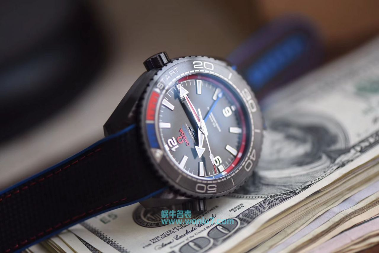 【视频评测VS厂深海之黑全陶瓷复刻高仿表】欧米茄海洋宇宙600米215.92.46.22.01.001，215.92.46.22.01.004，215.92.46.22.01.003腕表 / M666