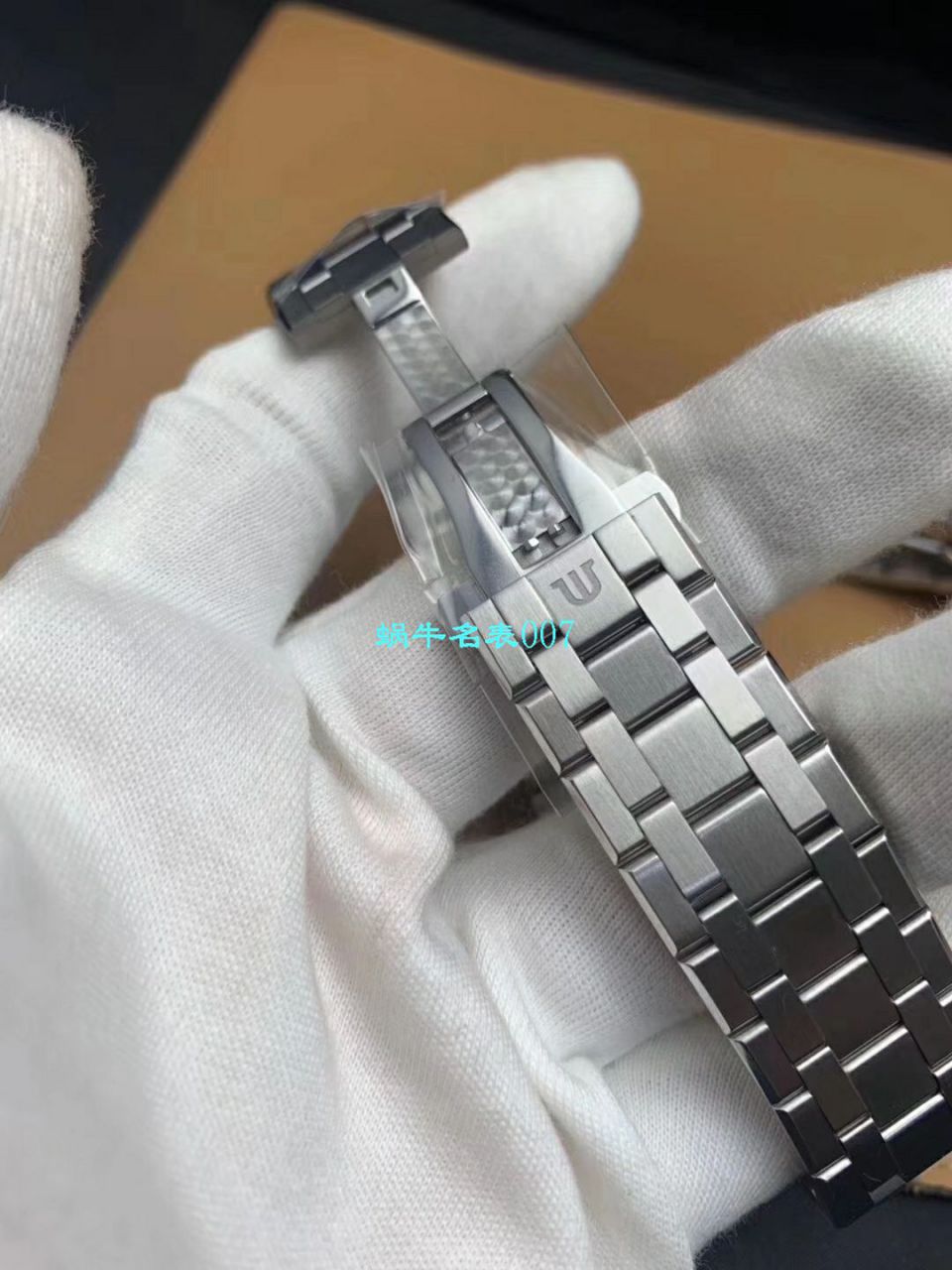 【渠道原单Maurice Lacroix 】艾美AIKON系列AI6008-SS002-430-1，AI6008-SS002-330-1腕表 / AI11