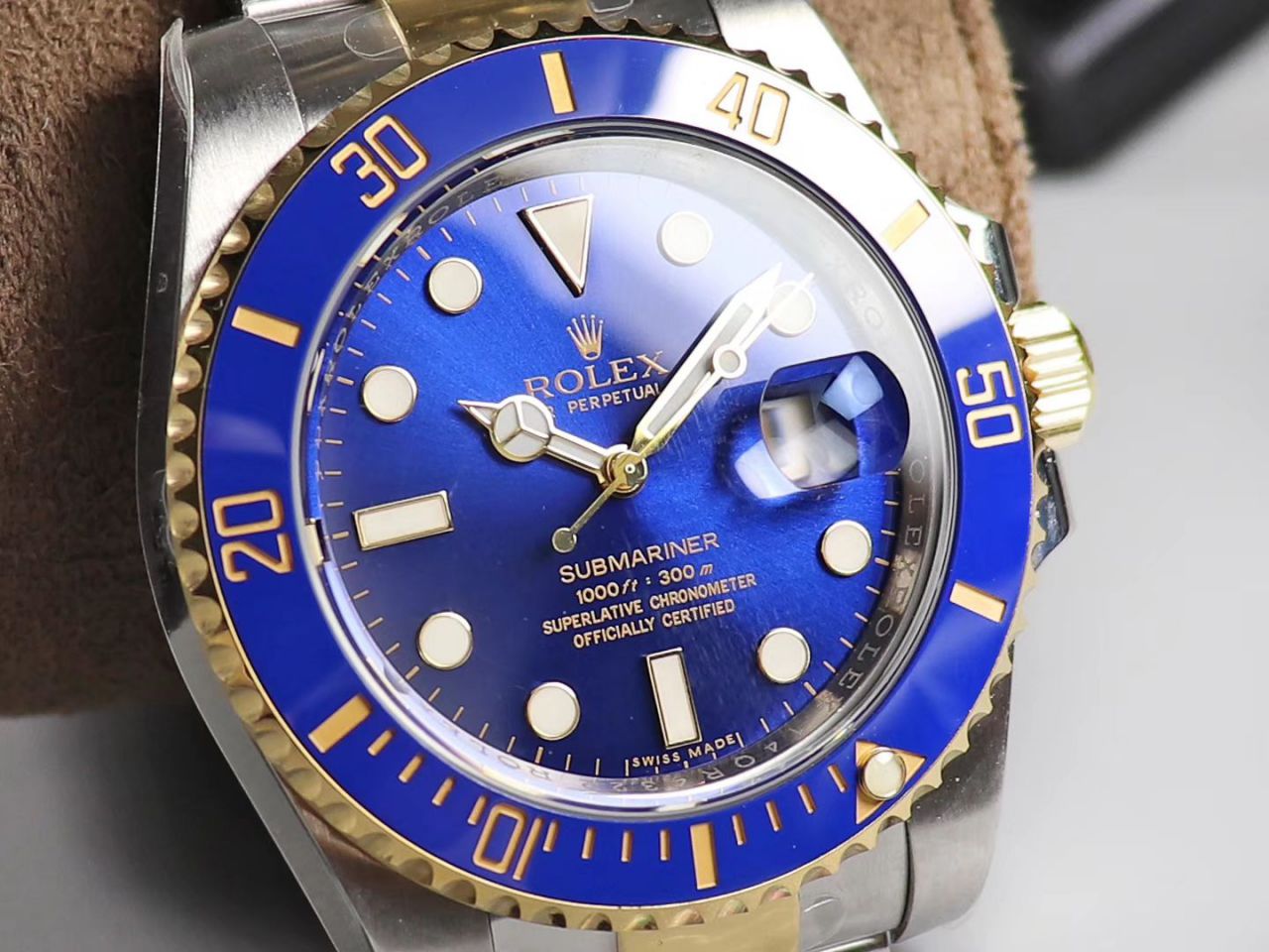 【AR厂官网超A高仿V3版本】劳力士潜航者型系列116613LB-97203，116613-LN-97203间金蓝黑腕表 / R258