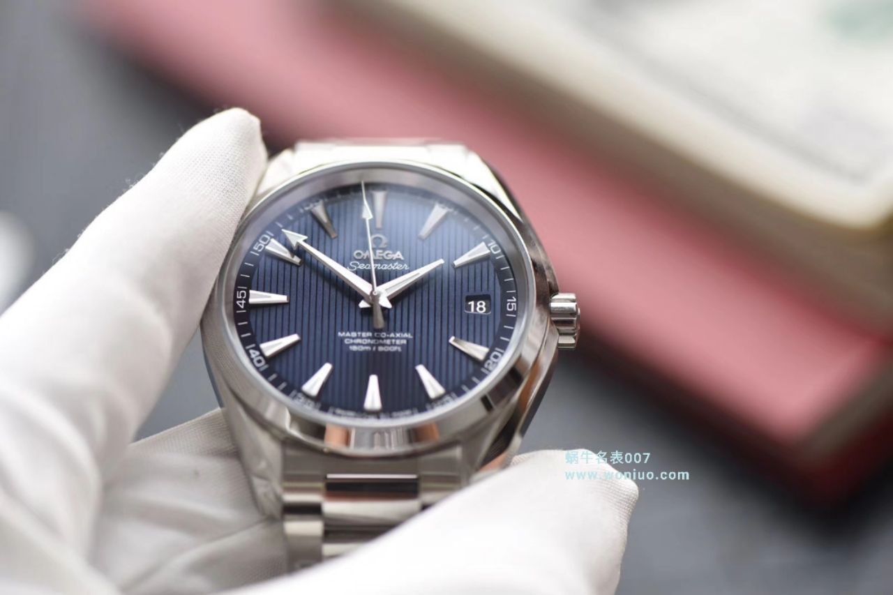 视频评测VS厂超A复刻高仿欧米茄海马150米系列231.10.42.21.03.003腕表 / M328VS