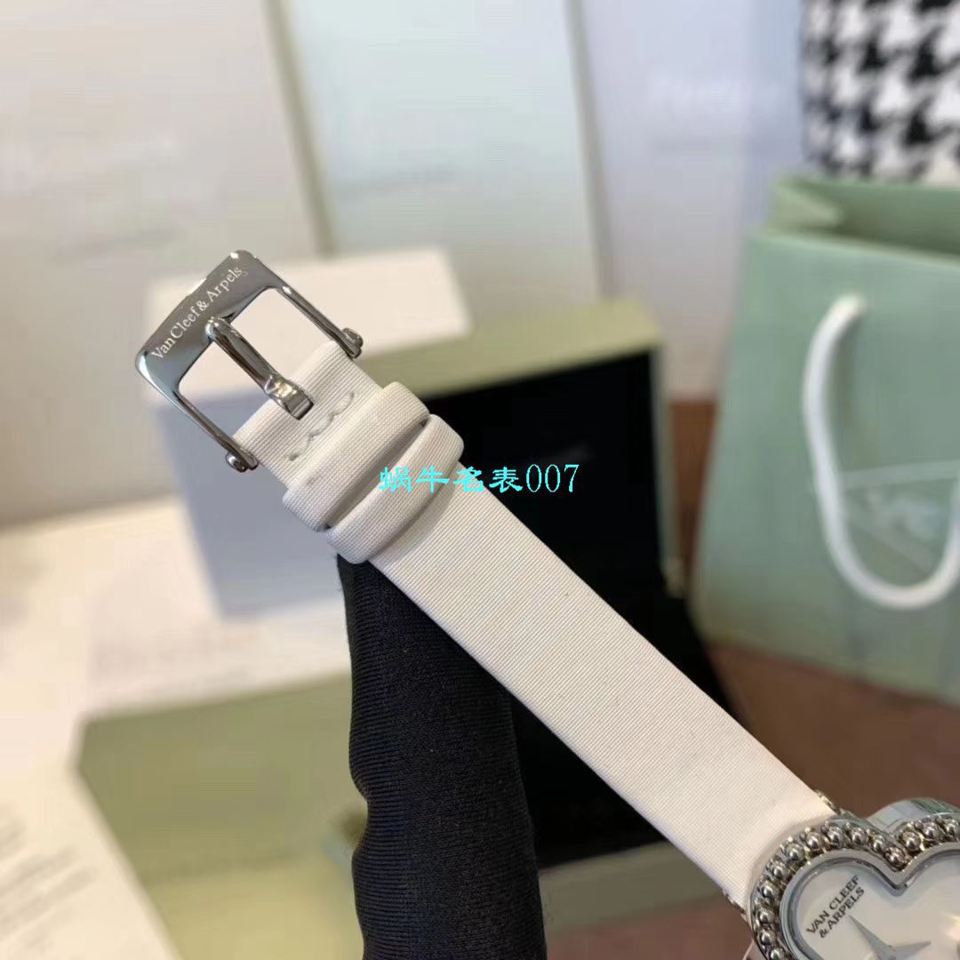 V&A厂2020年最新款高仿女表梵克雅宝ALHAMBRA系列VCARO8WT00,VCARO8SF00腕表 / VCA09