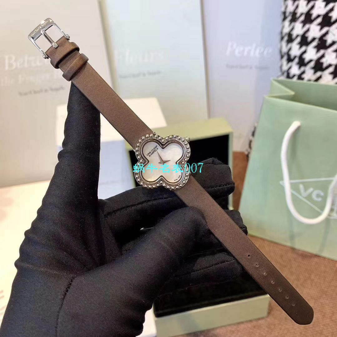 V&A厂2020年最新款高仿女表梵克雅宝ALHAMBRA系列VCARO8WT00,VCARO8SF00腕表 / VCA09