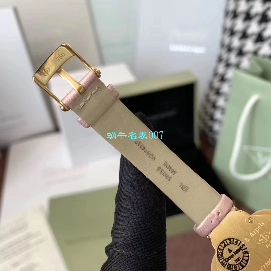 V&A厂2020年最新款高仿女表梵克雅宝ALHAMBRA系列VCARO8WT00,VCARO8SF00腕表 / VCA09