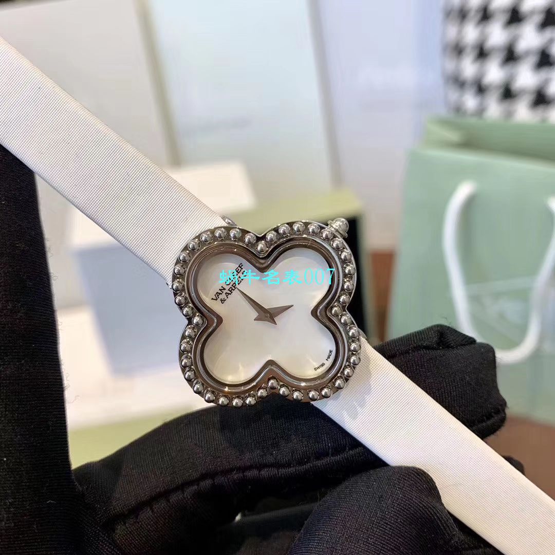 V&A厂2020年最新款高仿女表梵克雅宝ALHAMBRA系列VCARO8WT00,VCARO8SF00腕表 / VCA09