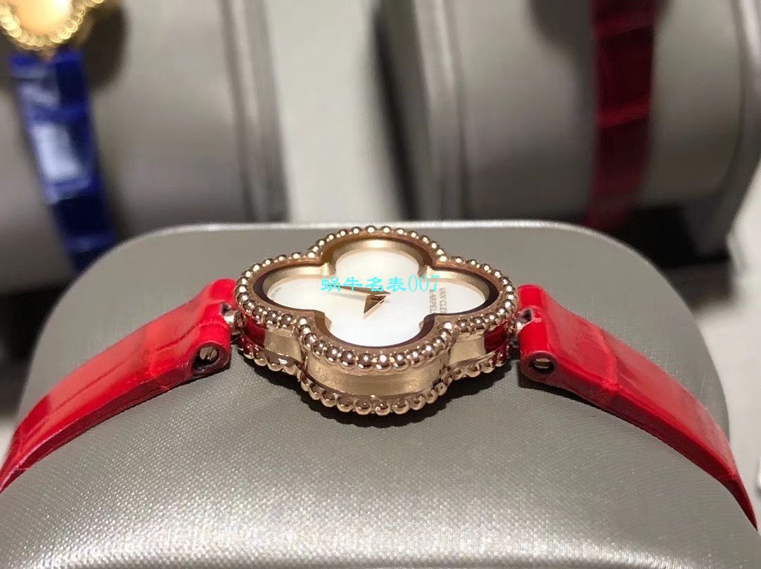 V&A厂2020年最新款高仿女表梵克雅宝ALHAMBRA系列VCARO8WT00,VCARO8SF00腕表 / VCA09