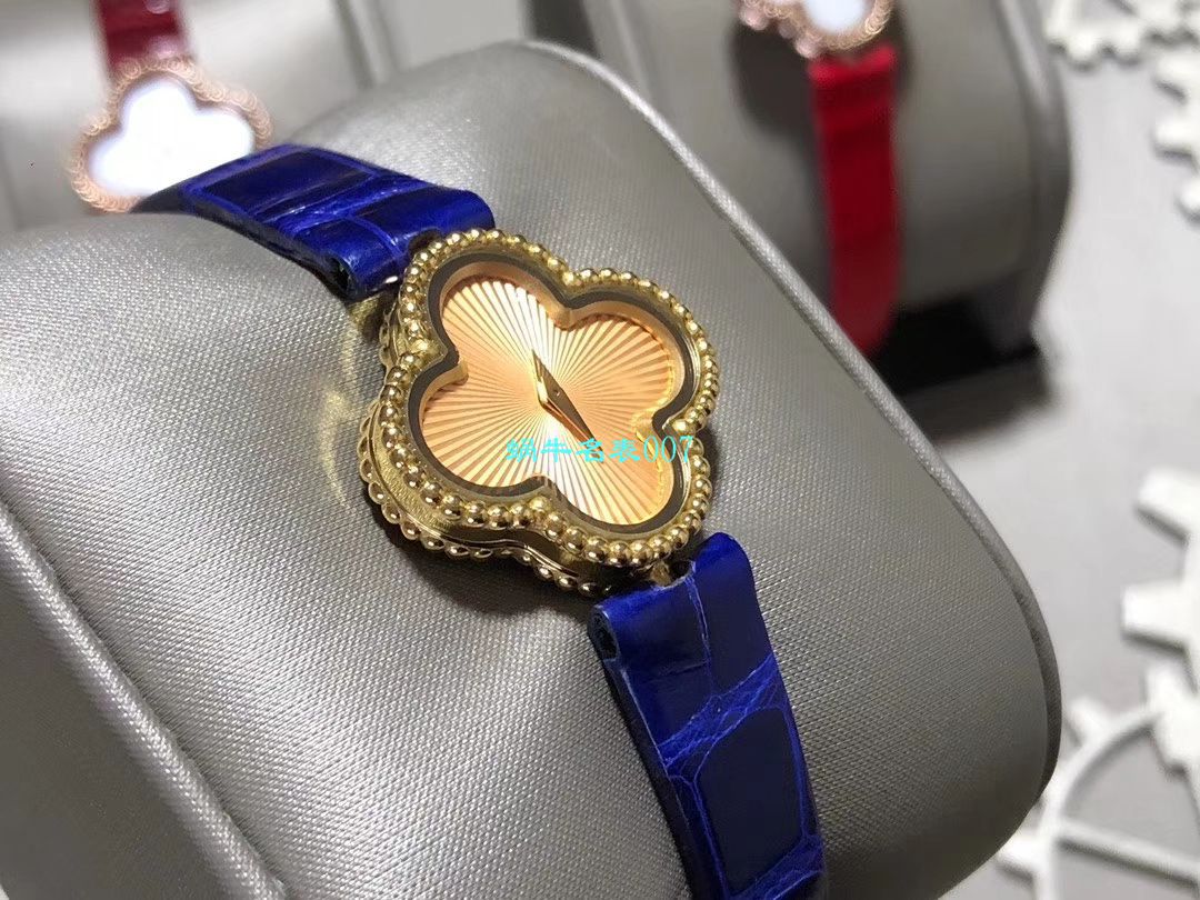 V&A厂2020年最新款高仿女表梵克雅宝ALHAMBRA系列VCARO8WT00,VCARO8SF00腕表 / VCA09