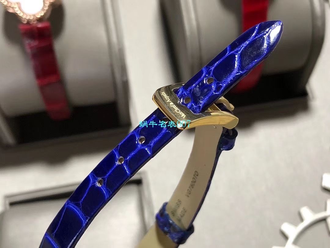 V&A厂2020年最新款高仿女表梵克雅宝ALHAMBRA系列VCARO8WT00,VCARO8SF00腕表 / VCA09