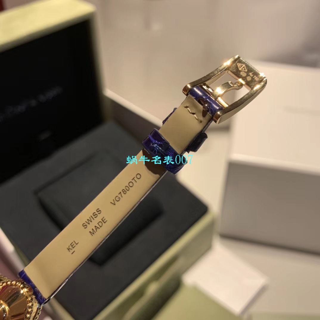 V&A厂2020年最新款高仿女表梵克雅宝ALHAMBRA系列VCARO8WT00,VCARO8SF00腕表 / VCA09