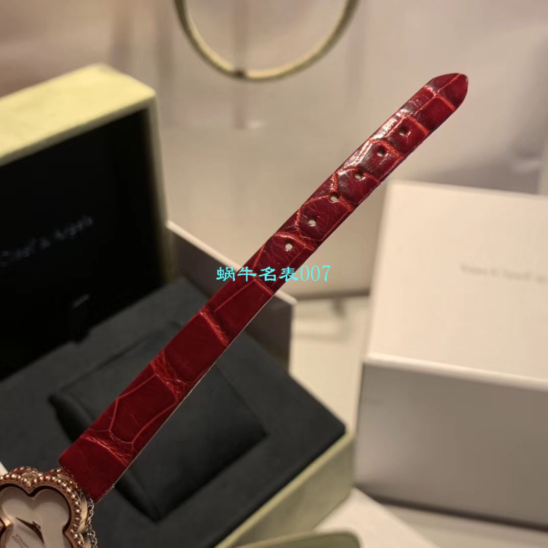 V&A厂2020年最新款高仿女表梵克雅宝ALHAMBRA系列VCARO8WT00,VCARO8SF00腕表 / VCA09