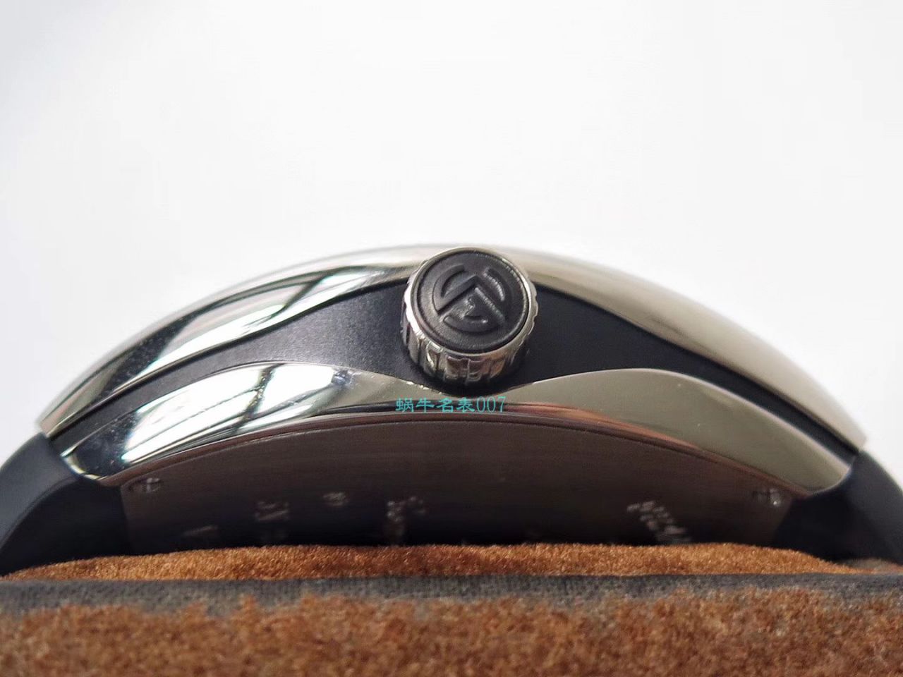 ZF厂复刻高仿法兰克穆勒MEN'S COLLECTION系列V 45 SC DT YACHTING腕表 / FL068