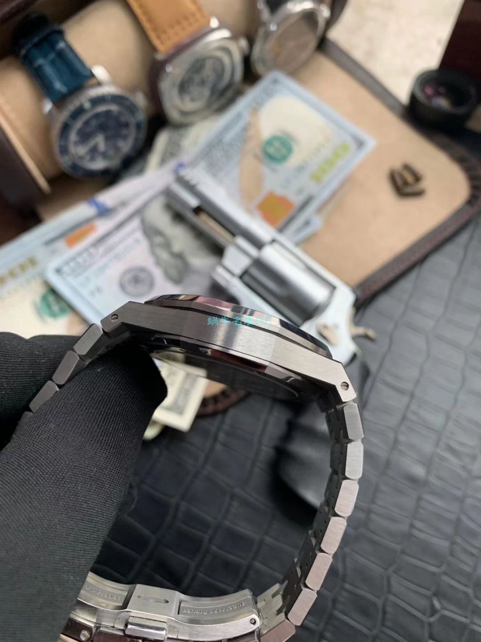 【视频评测】ZF厂AP爱彼皇家橡树系列高仿15500ST.OO.1220ST.03腕表 / AP188