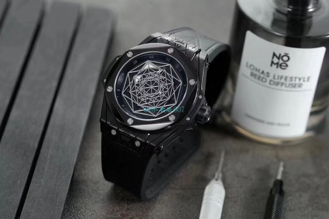 WWF厂顶级复刻手表宇舶SANG BLEU刺青415.CX.1112.VR.MXM18腕表 / YB083