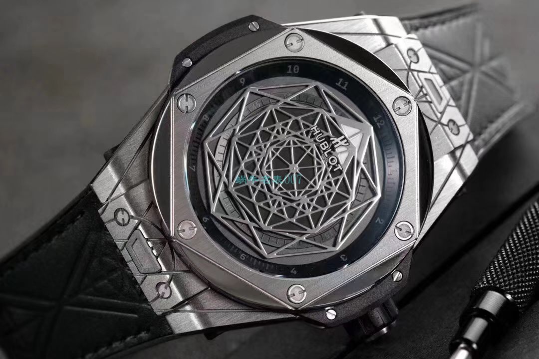 WWF厂超A高仿宇舶刺青系列415.NX.1112.VR.MXM16腕表 / YB086