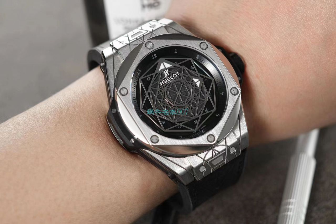 WWF厂超A高仿宇舶刺青系列415.NX.1112.VR.MXM16腕表 / YB086