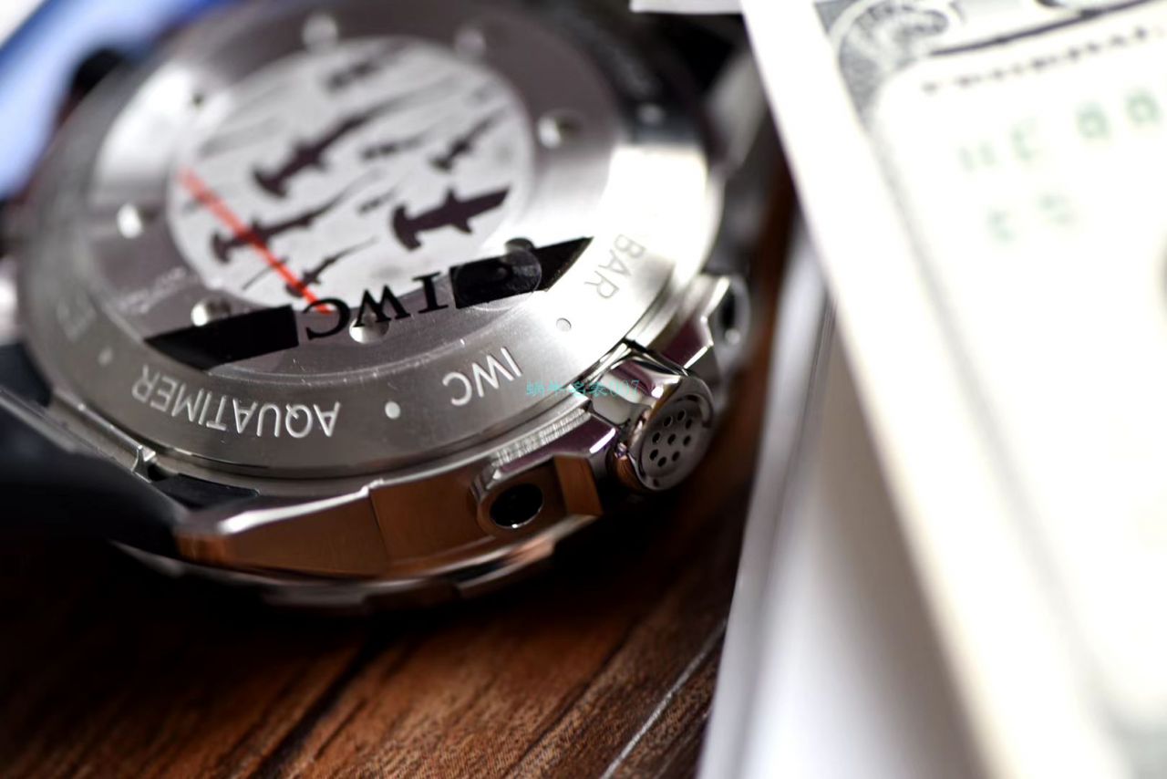 V6厂顶级复刻高仿手表万国海洋时计鲨鱼特别限量版IW379506腕表 / WG523