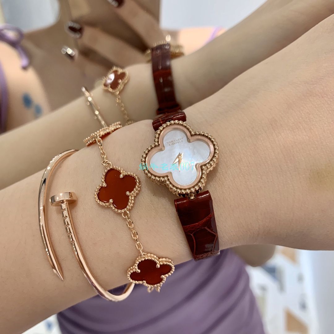 V&A厂2020年最新款高仿女表梵克雅宝ALHAMBRA系列VCARO8WT00,VCARO8SF00腕表 / VCA09