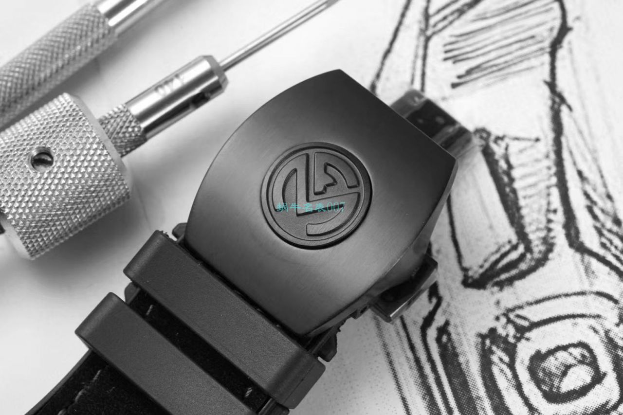 TW厂推出复刻高仿法穆兰碳纤维WPHH 2020 Vanguard™ Racing镂空系列腕表 / FL070