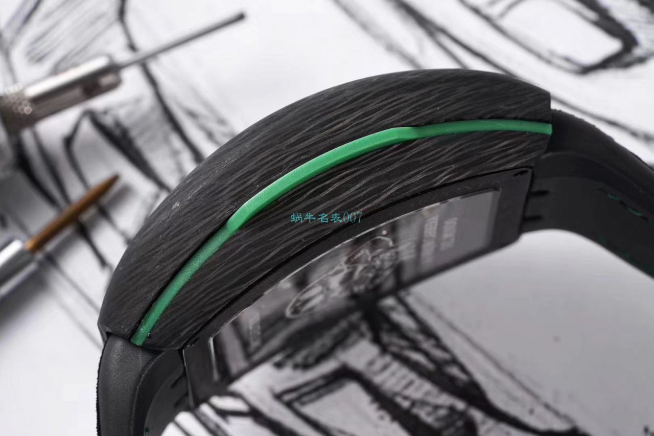 TW厂推出复刻高仿法穆兰碳纤维WPHH 2020 Vanguard™ Racing镂空系列腕表 / FL070