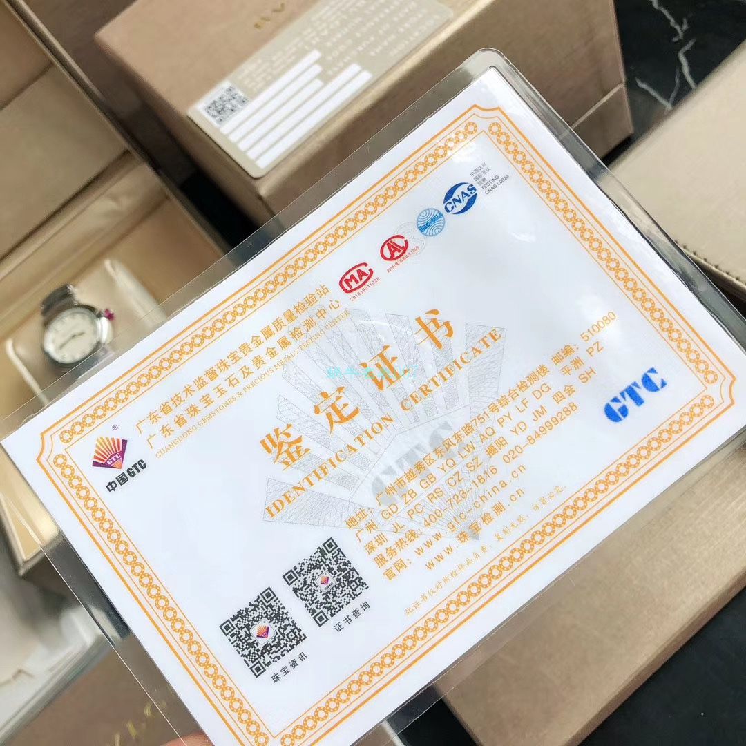 渠道真钻原单宝格丽LVCEA系列102196 LU28WSS/12女士腕表 / BG033