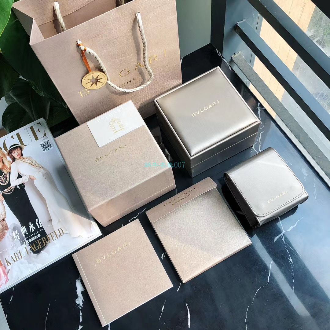 渠道真钻原单宝格丽LVCEA系列102196 LU28WSS/12女士腕表 / BG033