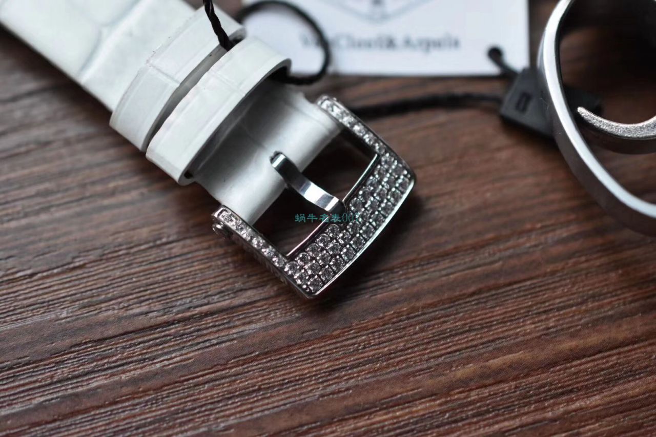 梵克雅宝顶级复刻高仿女装诗意复杂功能系列VCARN25800腕表 / VCA09