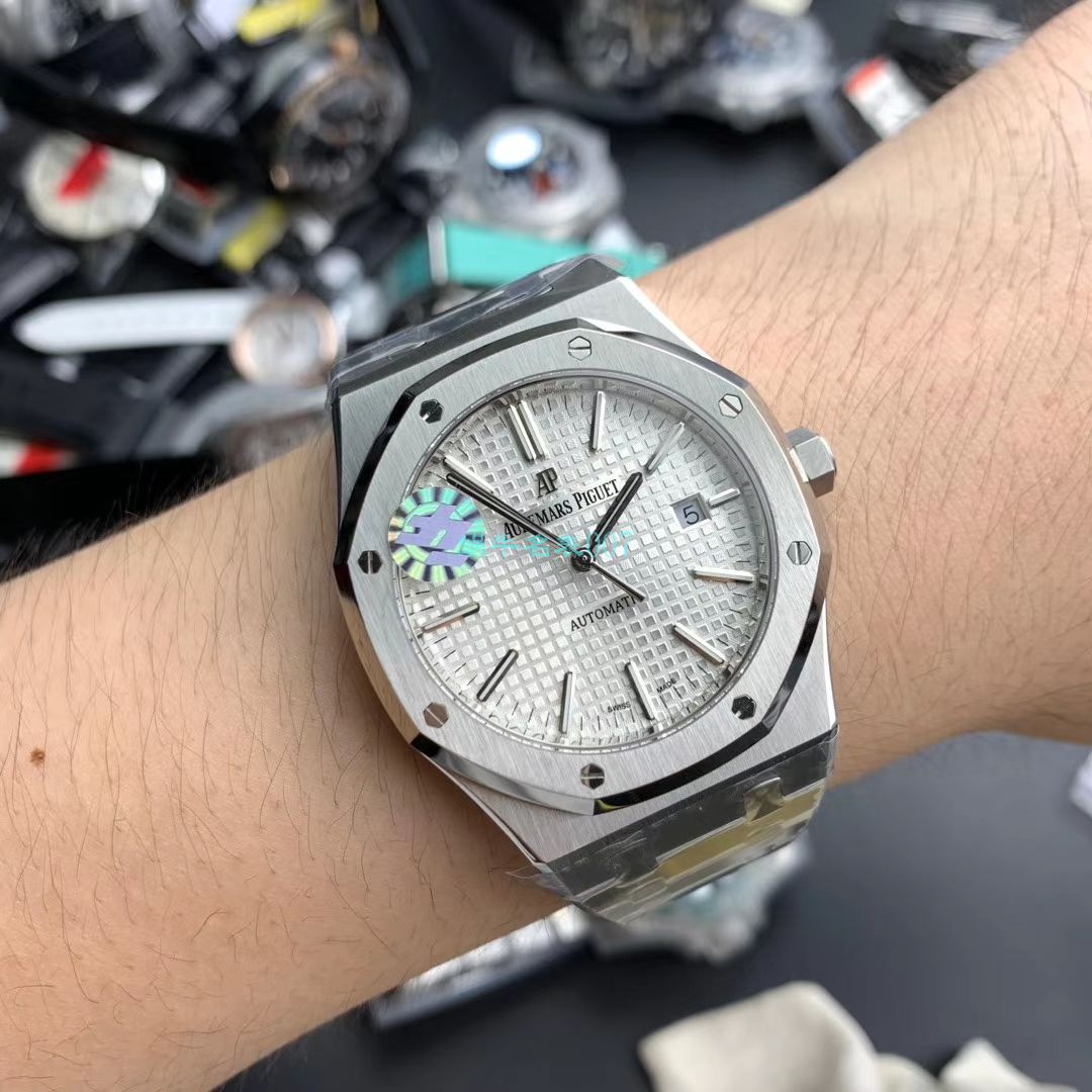 ZF厂官网顶级复刻表爱彼皇家橡树高仿15400ST.OO.1220ST.03腕表 / AP183