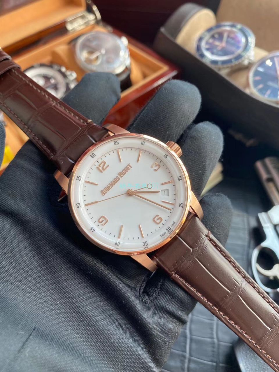 TNK厂爱彼精仿手表CODE 11.59系列高仿15210OR.OO.A099CR.01腕表 / AP201