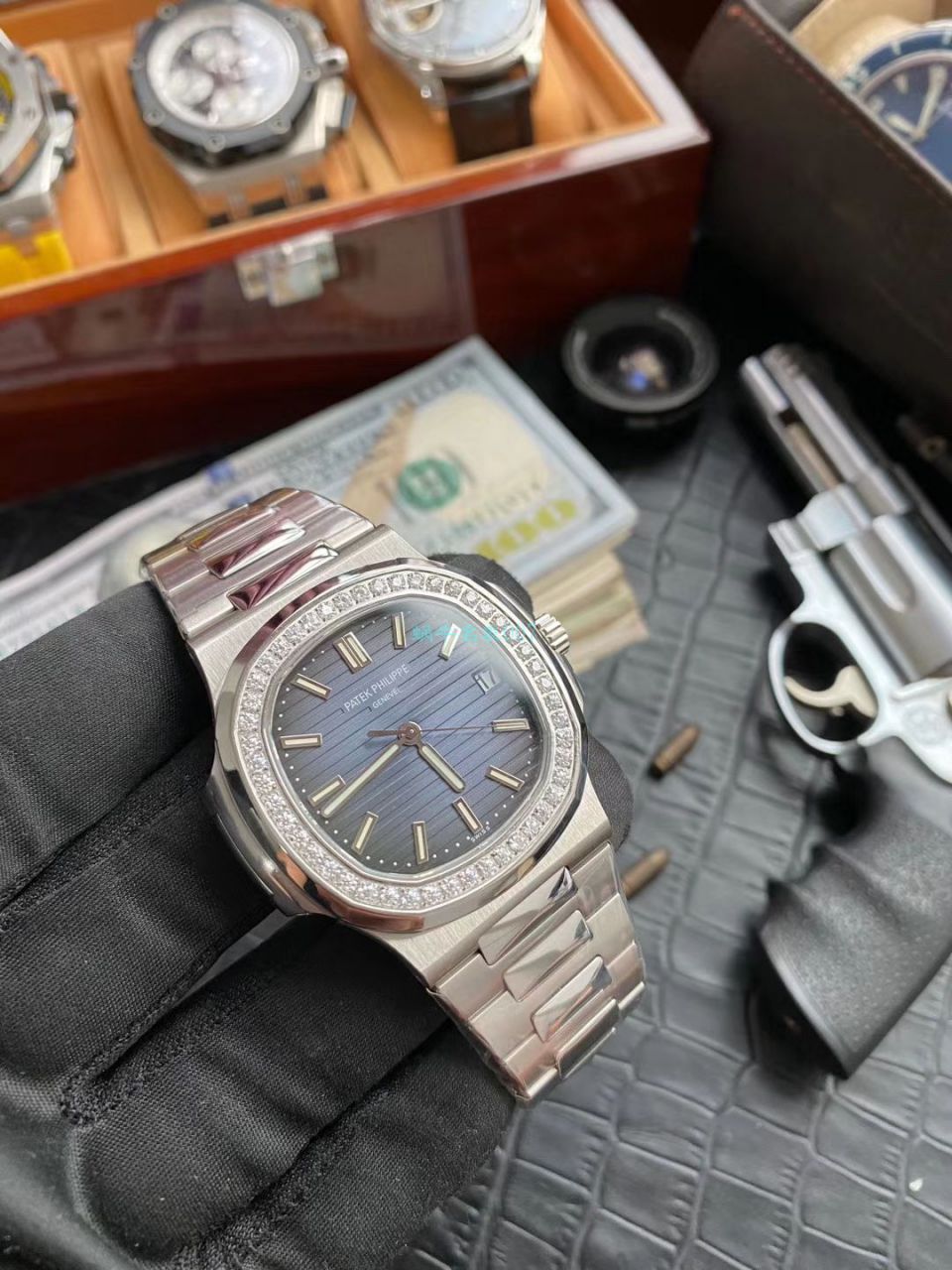 高端定制PPF厂V4视频定制莫桑石、真钻百达翡丽鹦鹉螺顶级复刻高仿5711/1A-010奢华与斯文并存 / BD291