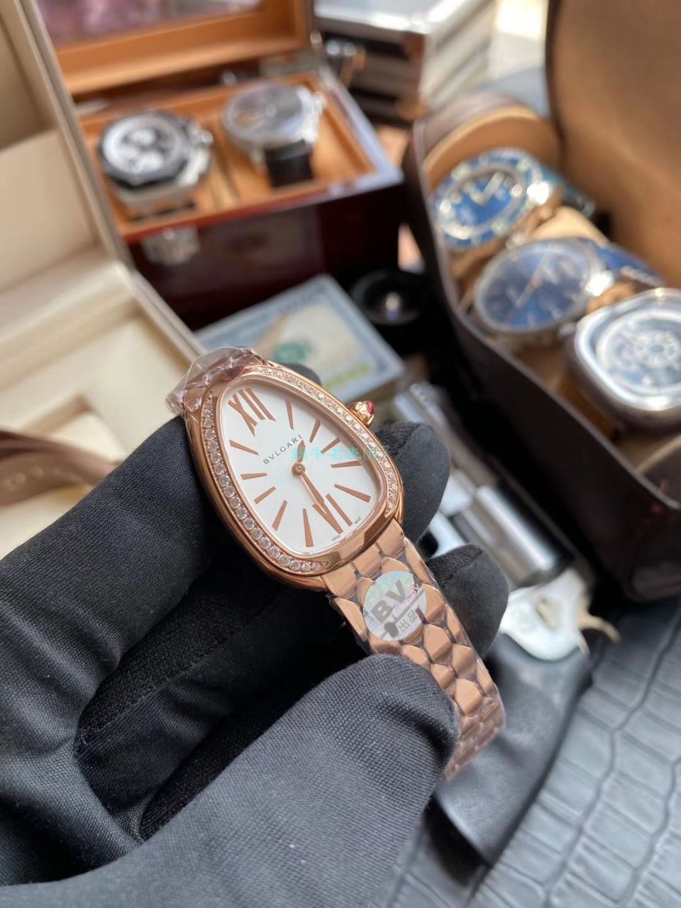 BV厂宝格丽高仿女手表蛇形SERPENTI系列103147腕表 / BG060