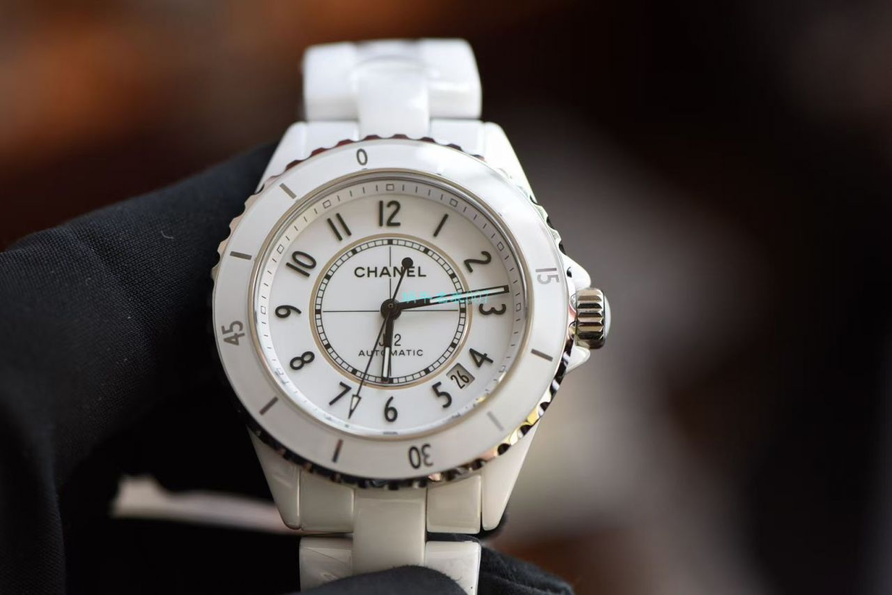 BV厂顶级复刻高仿香奈儿女士手表新款背透J12系列H5700腕表 / X059