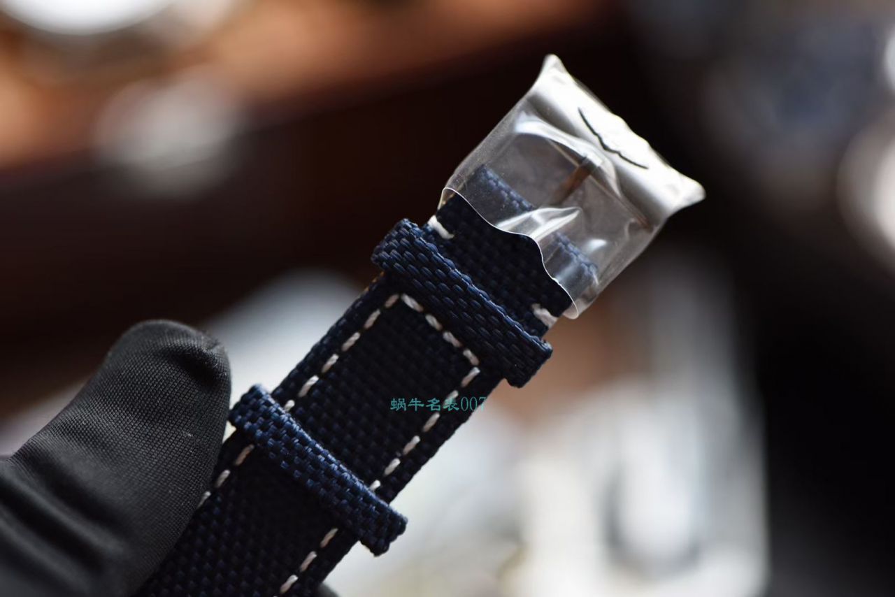 XF厂顶级复刻高仿百年灵手表复仇者系列A13317101C1X2腕表 